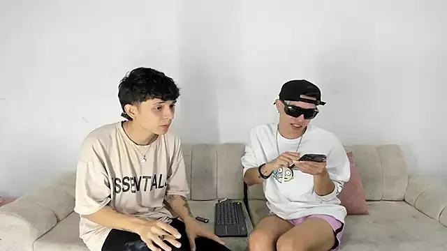 Petter_And_Friends from StripChat