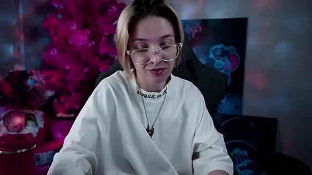 Dirty chat webcam: explore liveshows with versed models, from laying bare to fetishes, in a variety of sexy free adult webcams.