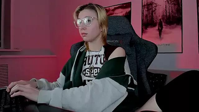 Dirty chat webcam: explore liveshows with versed models, from laying bare to fetishes, in a variety of sexy free adult webcams.