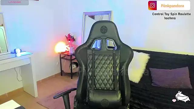 Piinkpandora from StripChat