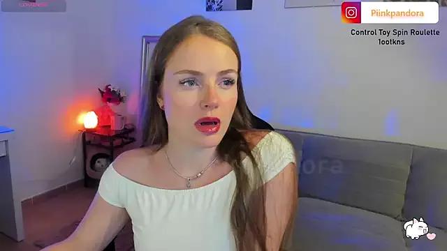 Piinkpandora from StripChat