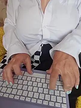 Piper-Lixx from StripChat