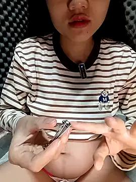 Pipi23_ webcams show profile image 