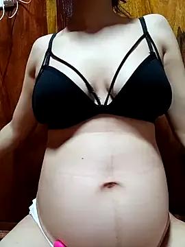 Pipi23_ from StripChat