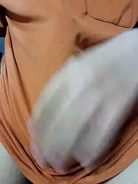 PIPIShoei from StripChat