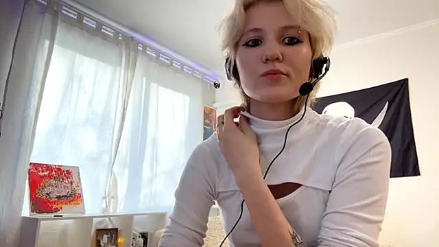 Dirty chat webcam: explore liveshows with versed models, from laying bare to fetishes, in a variety of sexy free adult webcams.