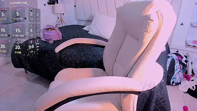 Pixxxie_ from StripChat