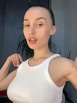 Polli_Kiss from StripChat