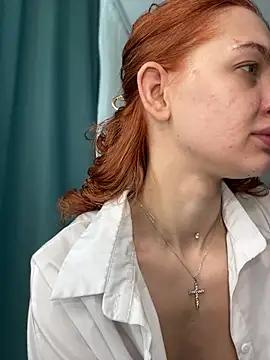 Polly_Berry from StripChat