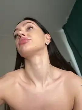 Polly_Berry from StripChat