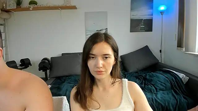 PollyFlame from StripChat