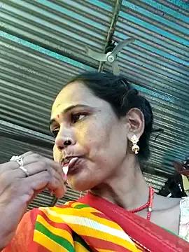 Pooja750 from StripChat