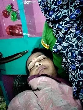 Pooja750 from StripChat