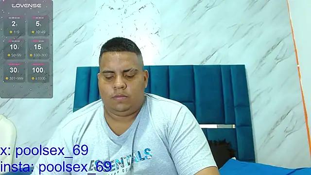 Poolsex_69 from StripChat