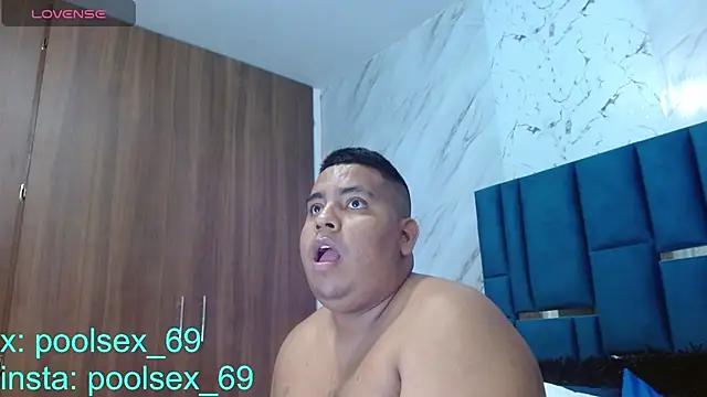 Poolsex_69 from StripChat
