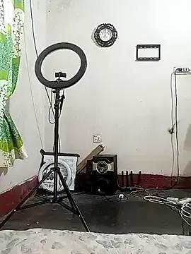 Poonam_4U from StripChat