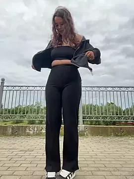 PopyRiskygame from StripChat