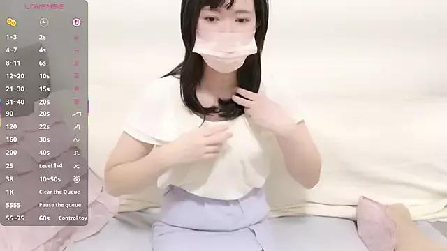 pppYukaqqq from StripChat