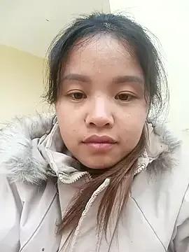 Pretty-haert from StripChat is Freechat