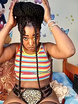 Pretty_tiffany from StripChat is Freechat