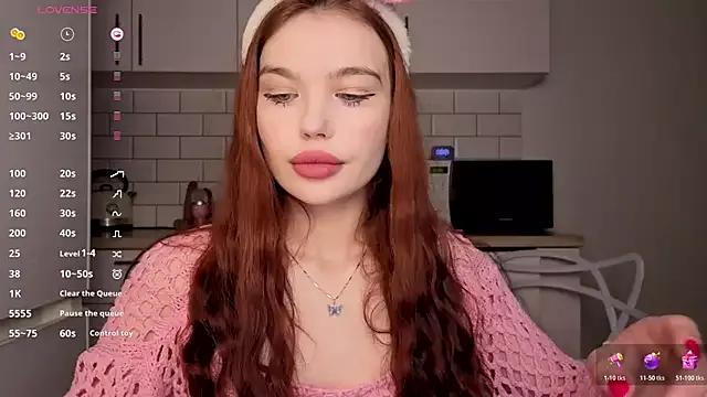 PrettyLilie from StripChat is Freechat