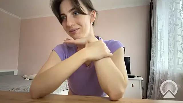 Prettyyy_Angel from StripChat is Freechat