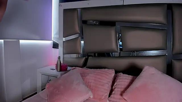 Dirty chat webcam: explore liveshows with versed models, from laying bare to fetishes, in a variety of sexy free adult webcams.
