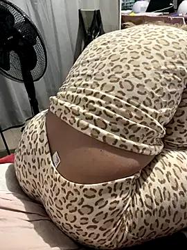 Princessemisse from StripChat is Freechat