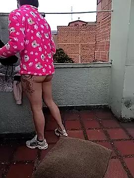 Princesskemely02 from StripChat is Freechat