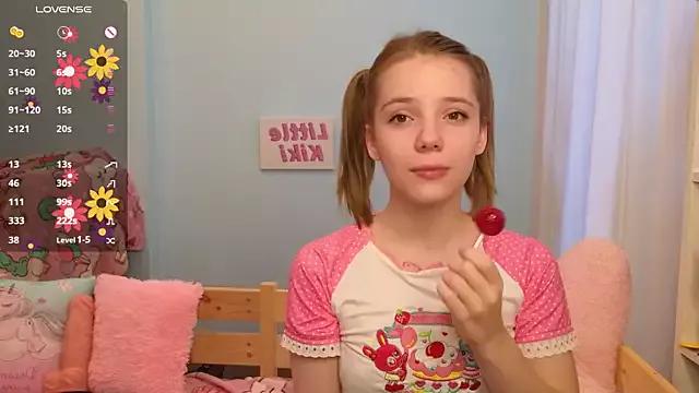 PrincessLittleKiki from StripChat is Freechat