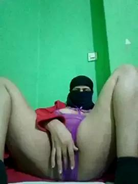 Prinsisa_sara from StripChat is Freechat