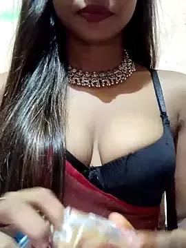 Priyanka1345 webcams show profile image 