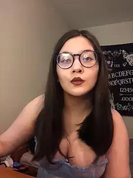 Prudie_Gabriella from StripChat is Freechat