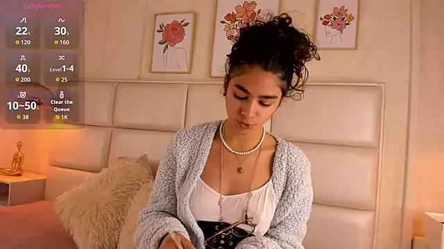 Puffy_Hearts from StripChat