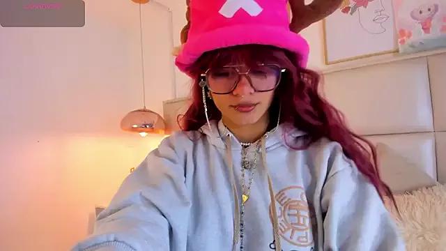 Puffy_Hearts from StripChat is Freechat