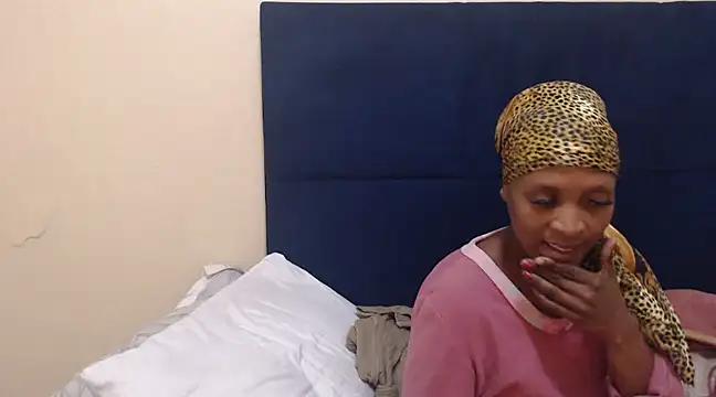 PurpleLuluxx from StripChat