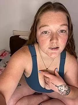PussiesnCream_ from StripChat