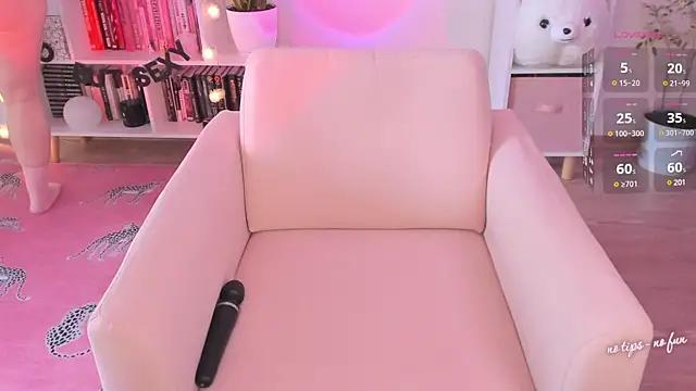 pussy-kattt from StripChat