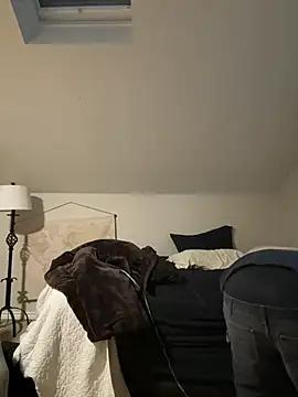 pussyaddict21 from StripChat