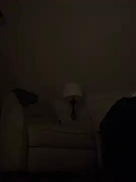 pussyaddict21 from StripChat