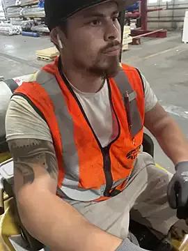PuttieIn from StripChat