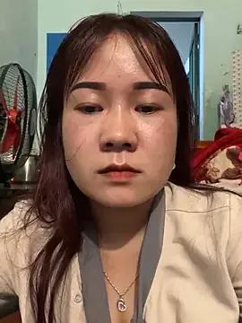 Qinejr37 webcams show profile image 
