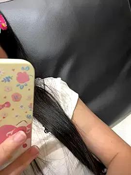 Qiqi-9989 from StripChat