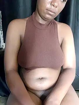 Queen-BEEE from StripChat