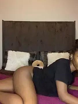 Queen-Boobylicious from StripChat is Freechat
