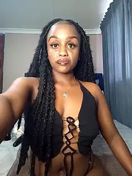 Queen-Chocolate from StripChat