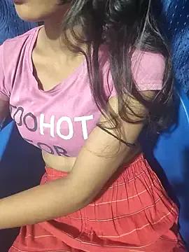 Queen-girs from StripChat