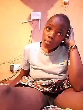 QUEEN-NAIMA from StripChat