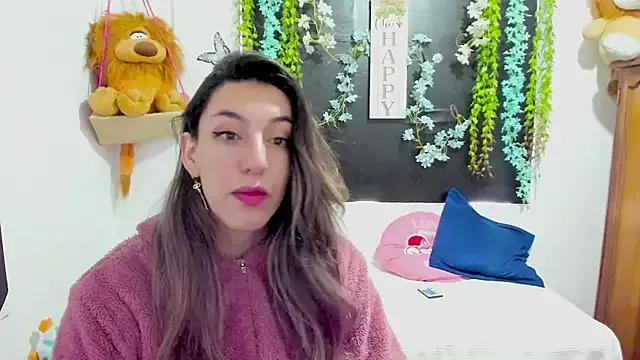 queen-natty from StripChat
