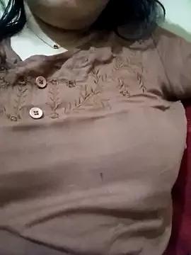 Queen-Rb from StripChat